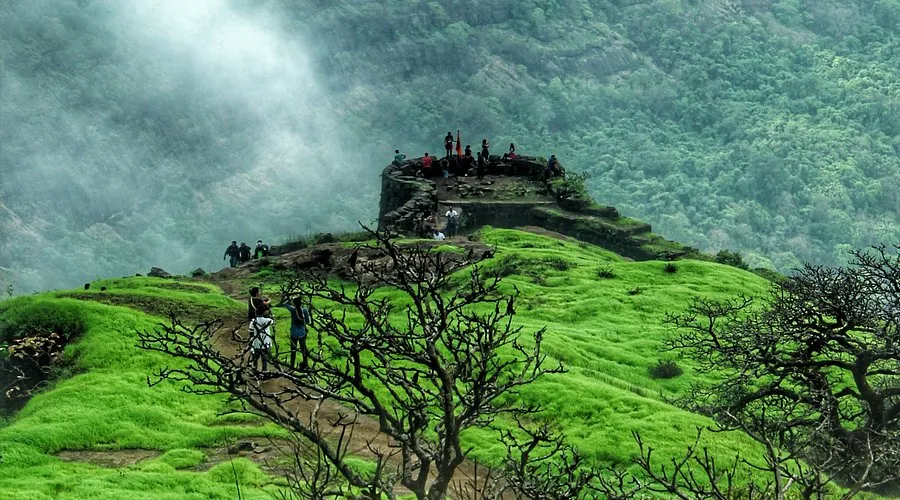Rajmachi trek — compared with Andharban